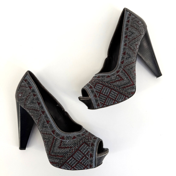 Donald J. Pliner Shoes - Donald J Pliner Women’s Pumps 7M CECI Beaded Gray Red Peep Toe Platform Heels